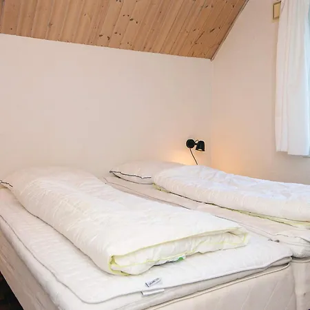 Luxury Retreat With Pool Ulfborg