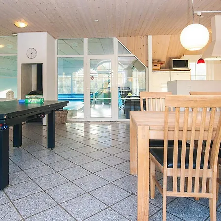 Casa de Férias Luxury Retreat With Pool