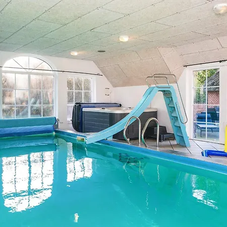 Casa de Férias Luxury Retreat With Pool Ulfborg