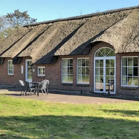 Dom wakacyjny Luxury Retreat With Pool Ulfborg